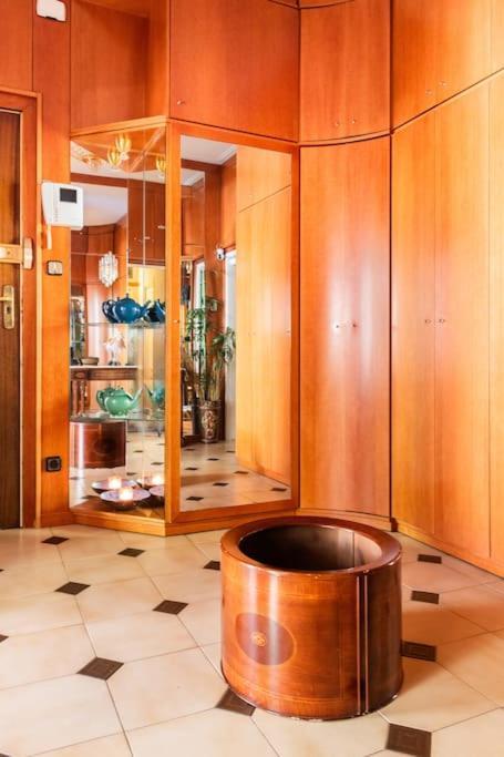 Gaudi 51 Lejlighed Barcelona Eksteriør billede